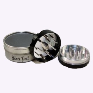 Black Leaf Grinder in Alluminio Fungo